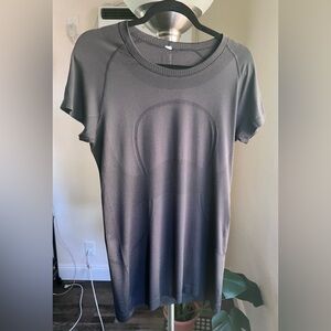 Lululemon black Swiftly Tech shirt